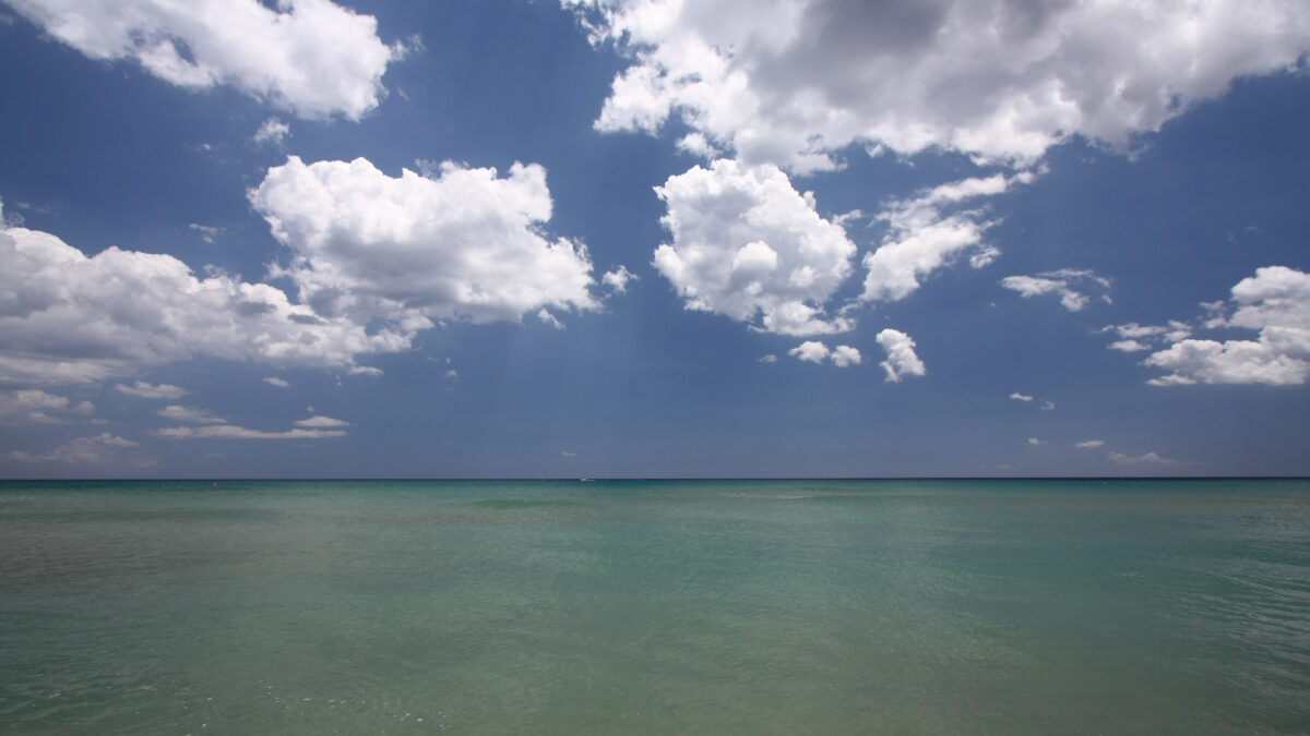 Meer Horizont blauer Himmel